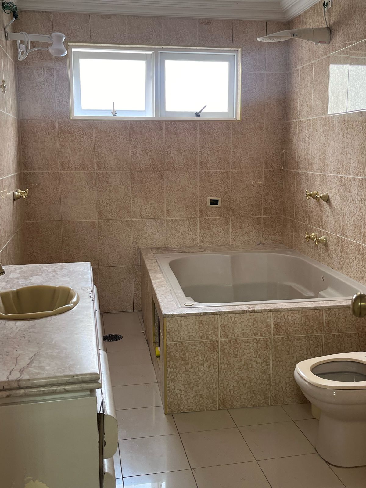 Sobrado Á Venda - Alto Padrão - Jordanopolis Ótima Localização